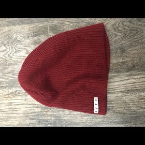I’m selling a Neff beanie